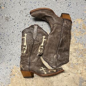 Circle G Brown Heeled Boots with Cream Accents